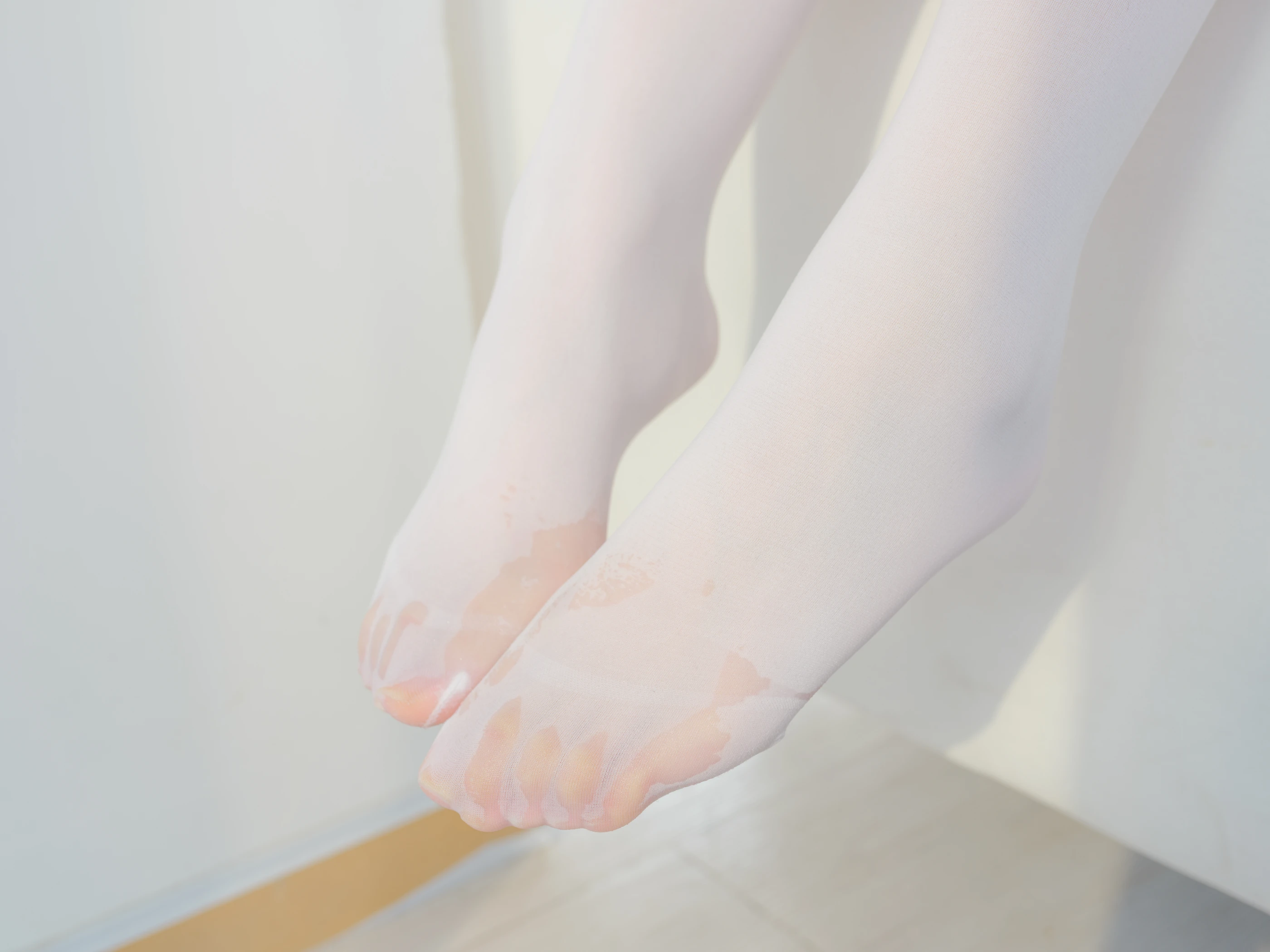 森萝财团 雨云 02E4K [144P 1V]插图3